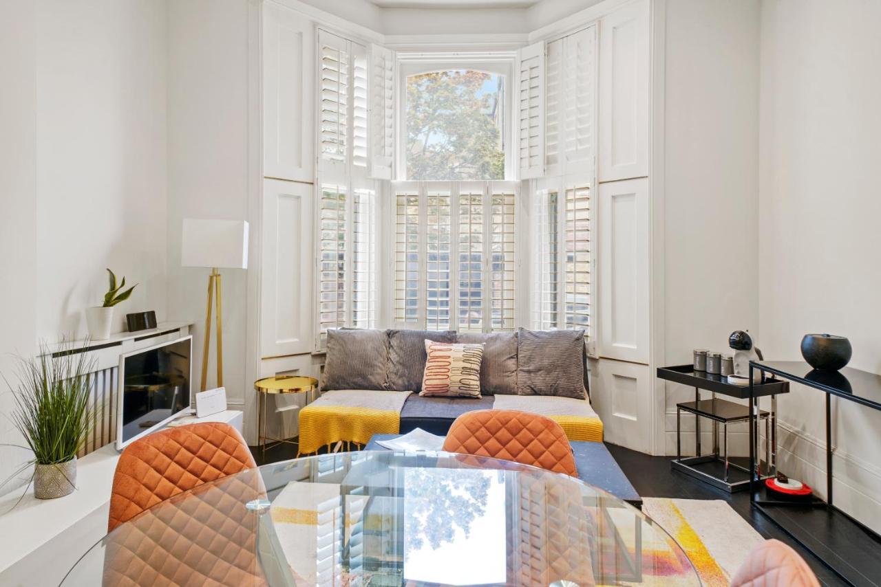 1 & 2 Bed Cosy Apartments Next To Earls Court Free Wifi London Exteriör bild