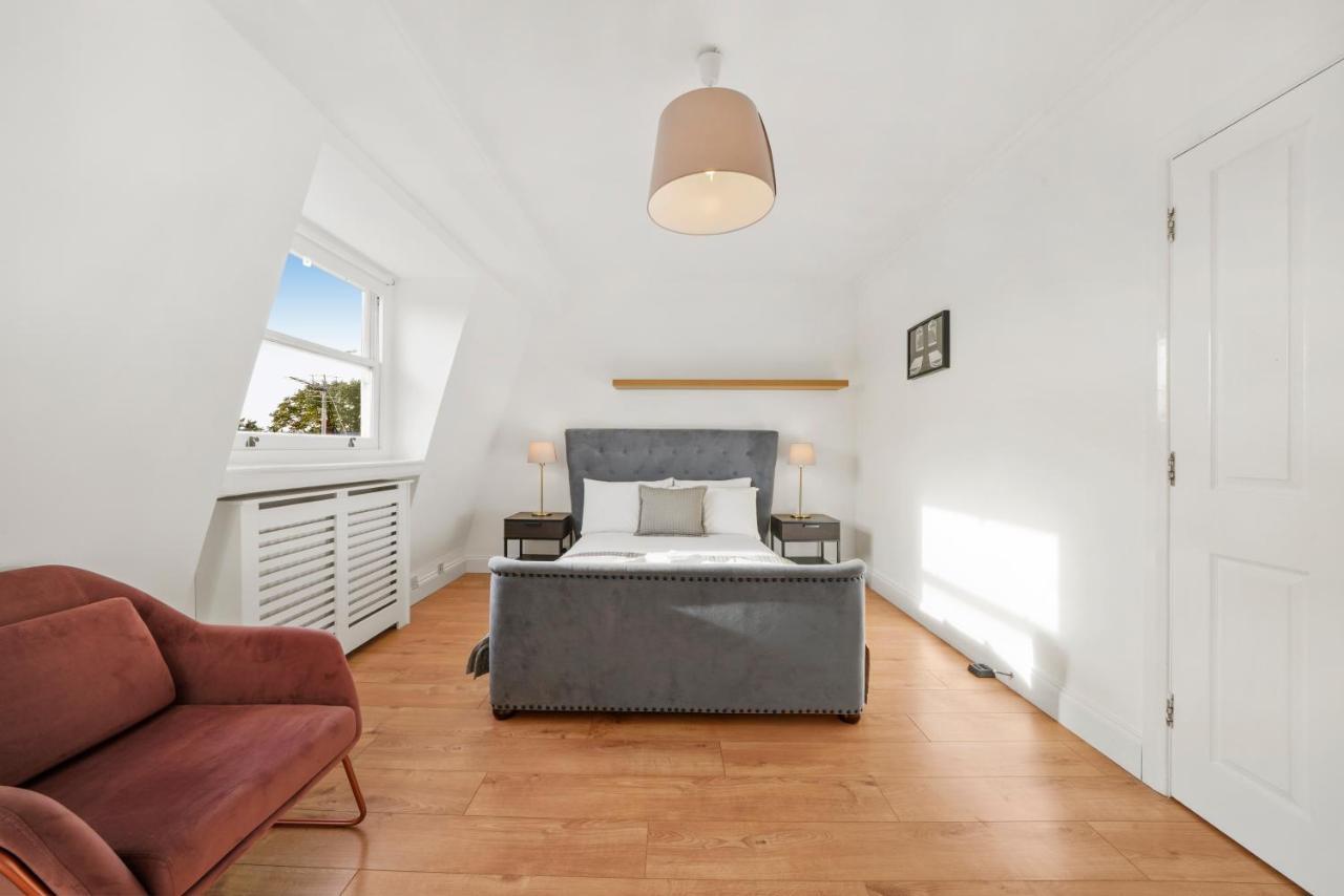 1 & 2 Bed Cosy Apartments Next To Earls Court Free Wifi London Exteriör bild